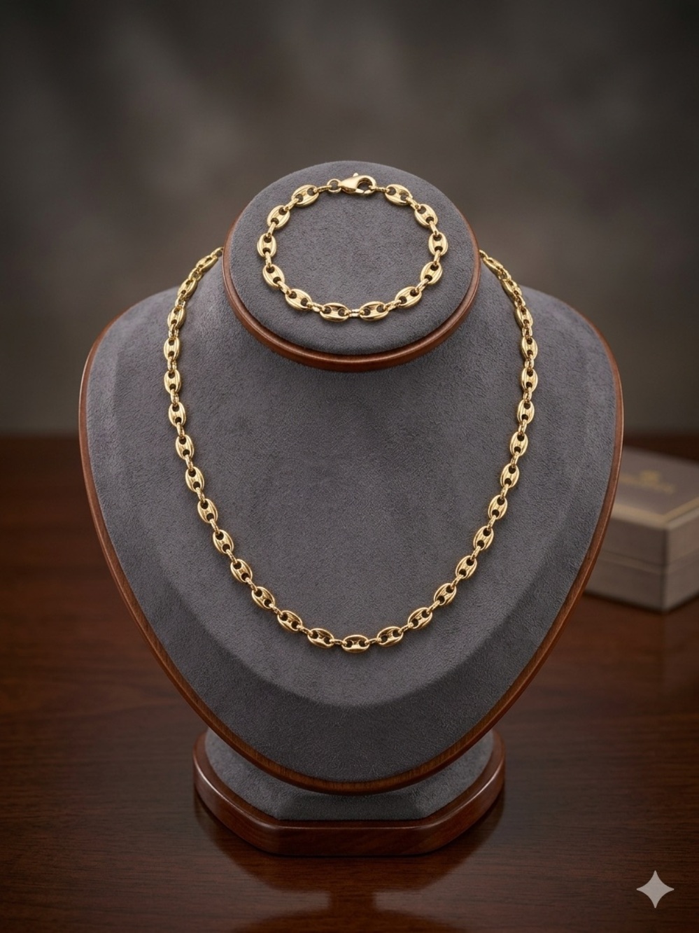 Set of Gold Necklace and Bracelet - “Gucci-Mariner” Style Chain Link